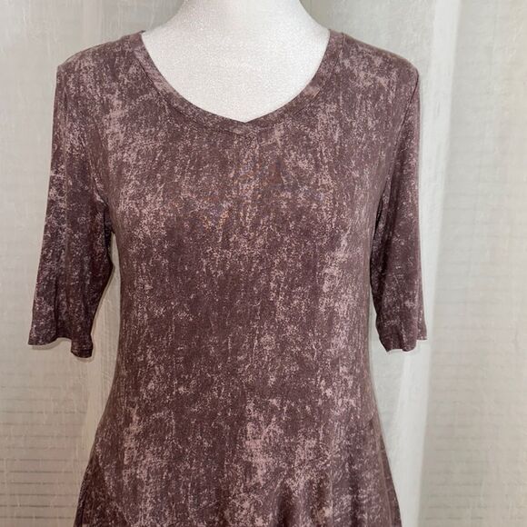 LOGO XS Brown Ivory Almost Mauve Asymmetrical V-Neck Quarter Sleeve Tunic - Picture 3 of 12